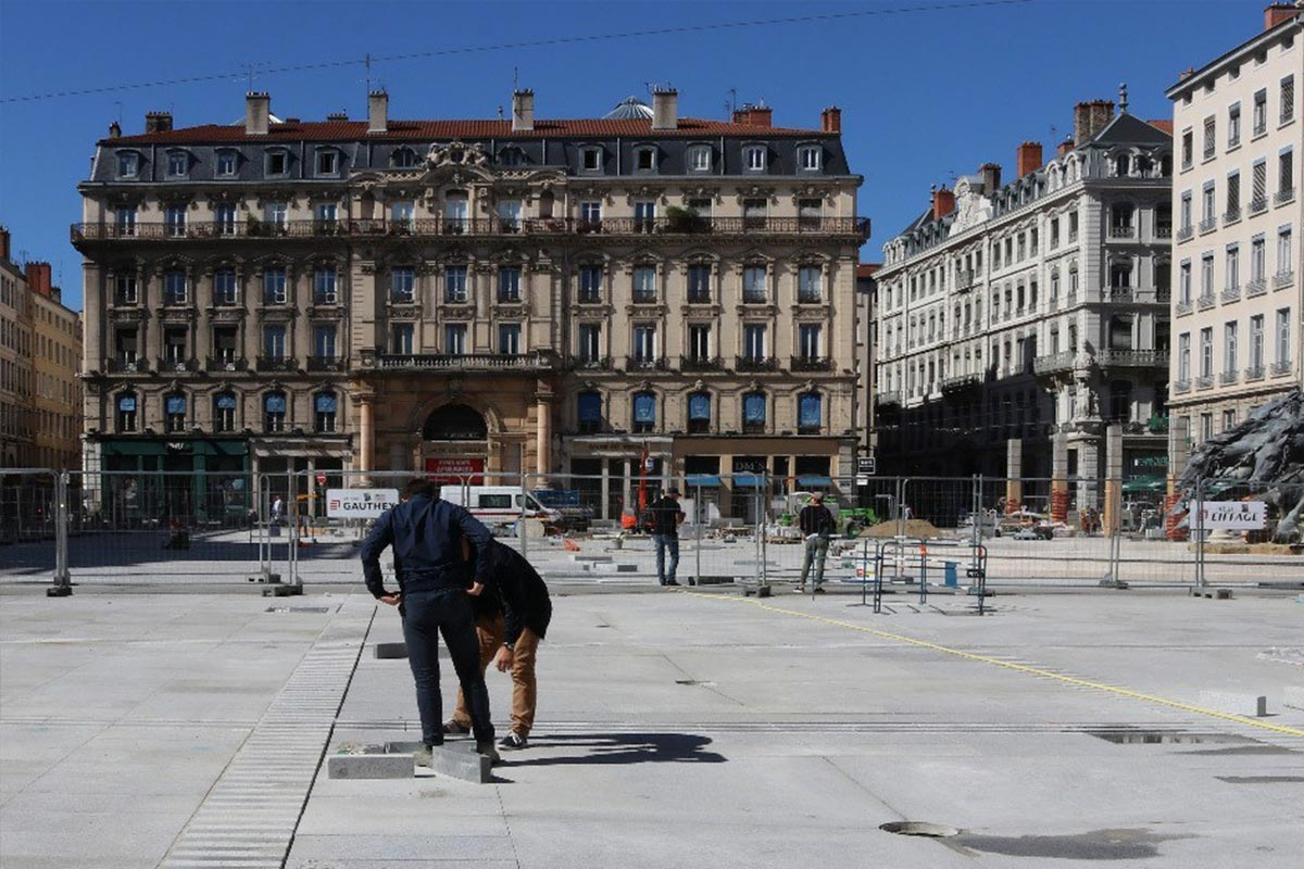 PLACE DES TERREAUX